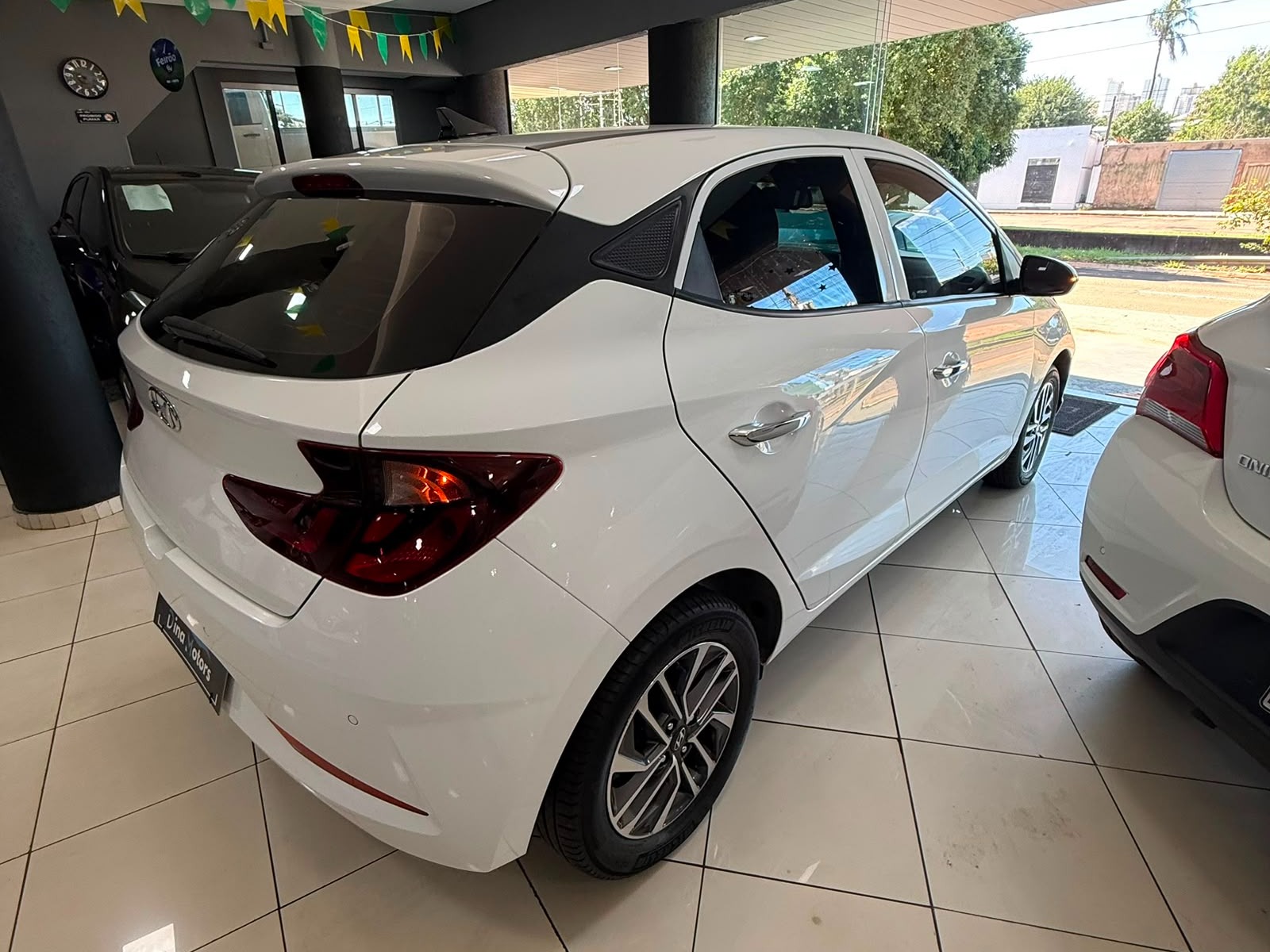 HYUNDAI HB20 Platinum 1.0T 12v 2022 - miniatura 4