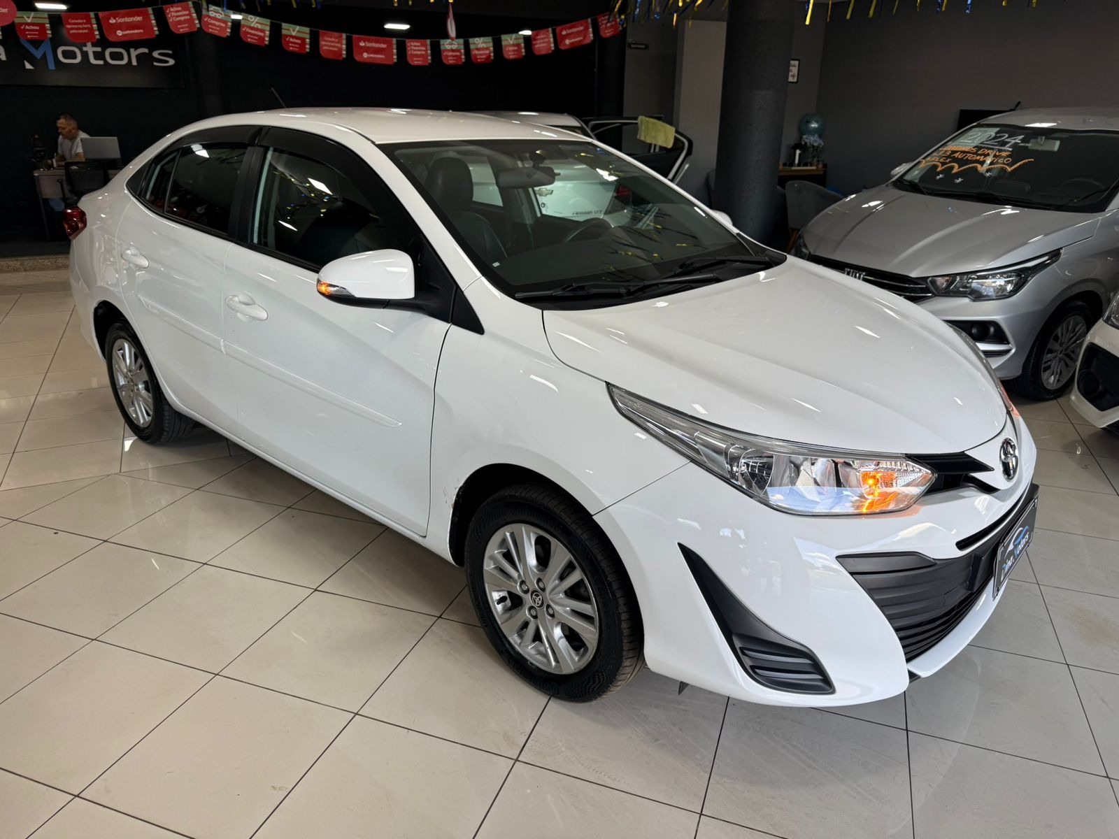 TOYOTA Yaris XL Live 1.5 16v 2022