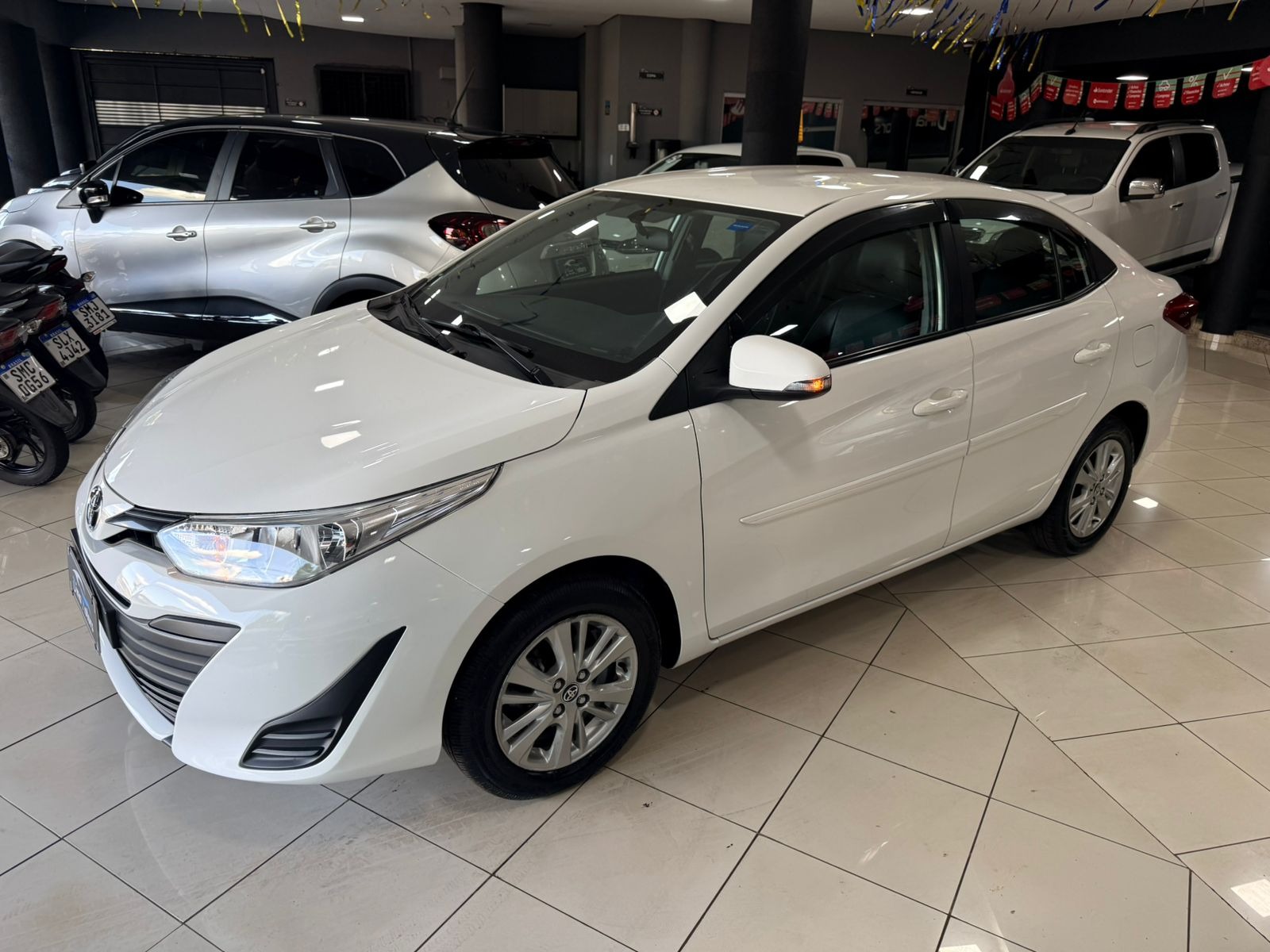 TOYOTA Yaris XL Live 1.5 16v 2022 - miniatura 3