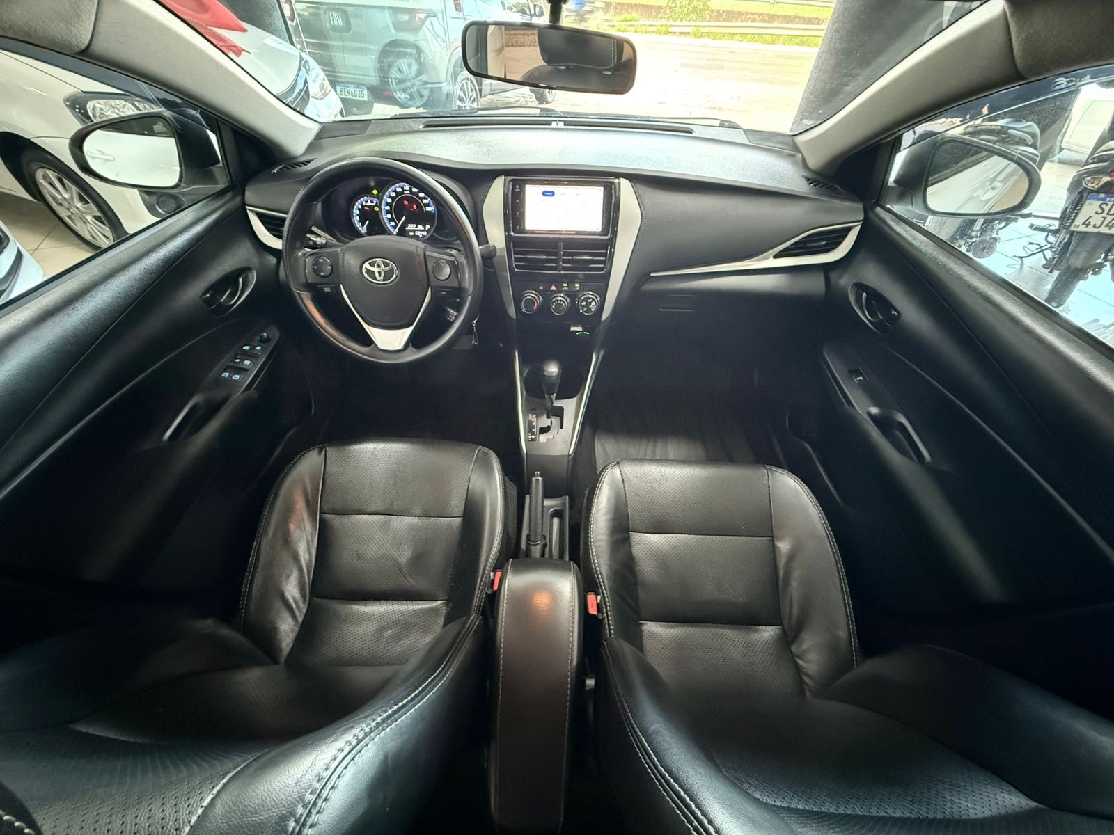 TOYOTA Yaris XL Live 1.5 16v 2022 - miniatura 9