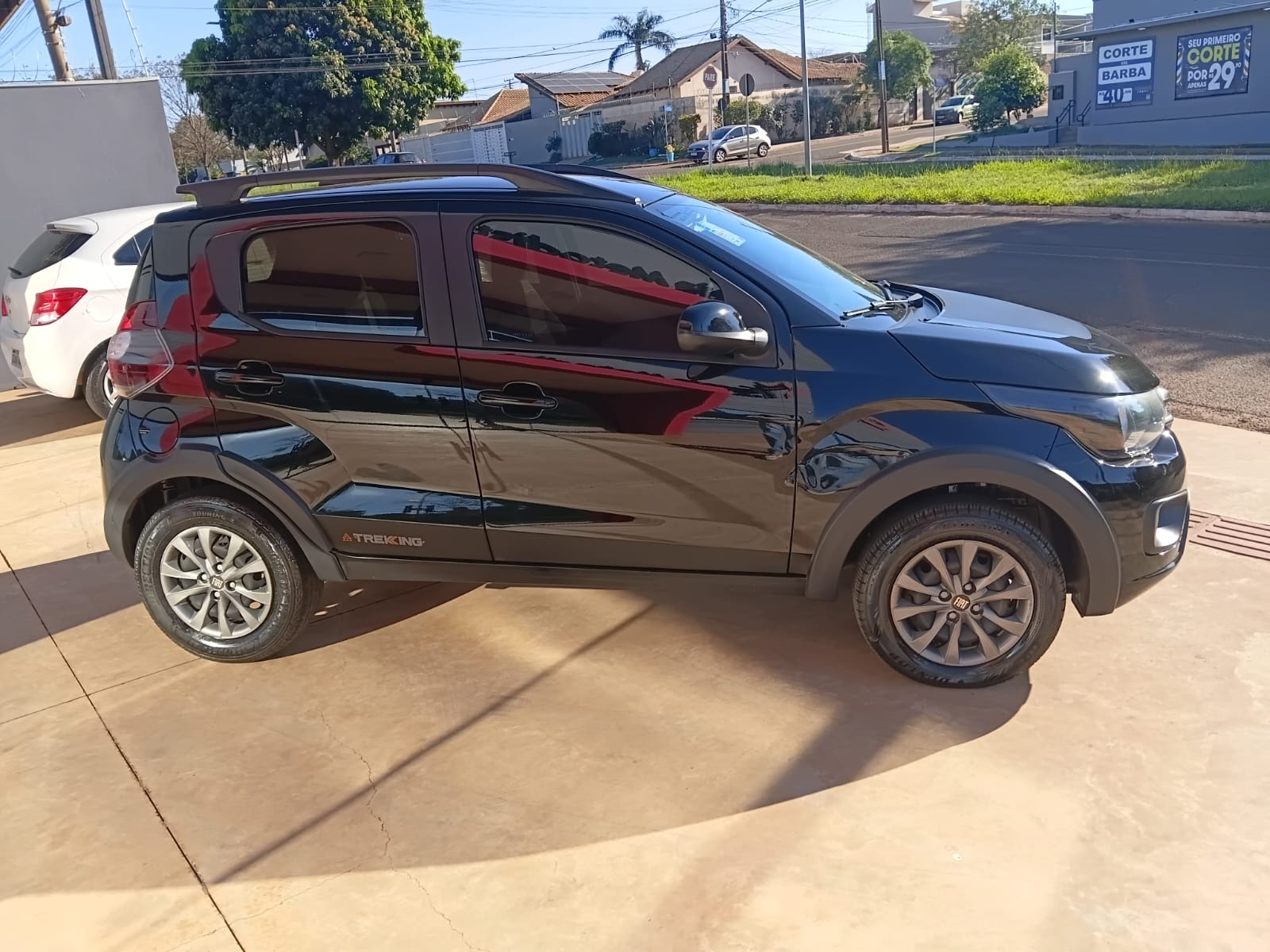 FIAT Mobi Trekking 1.0 2021