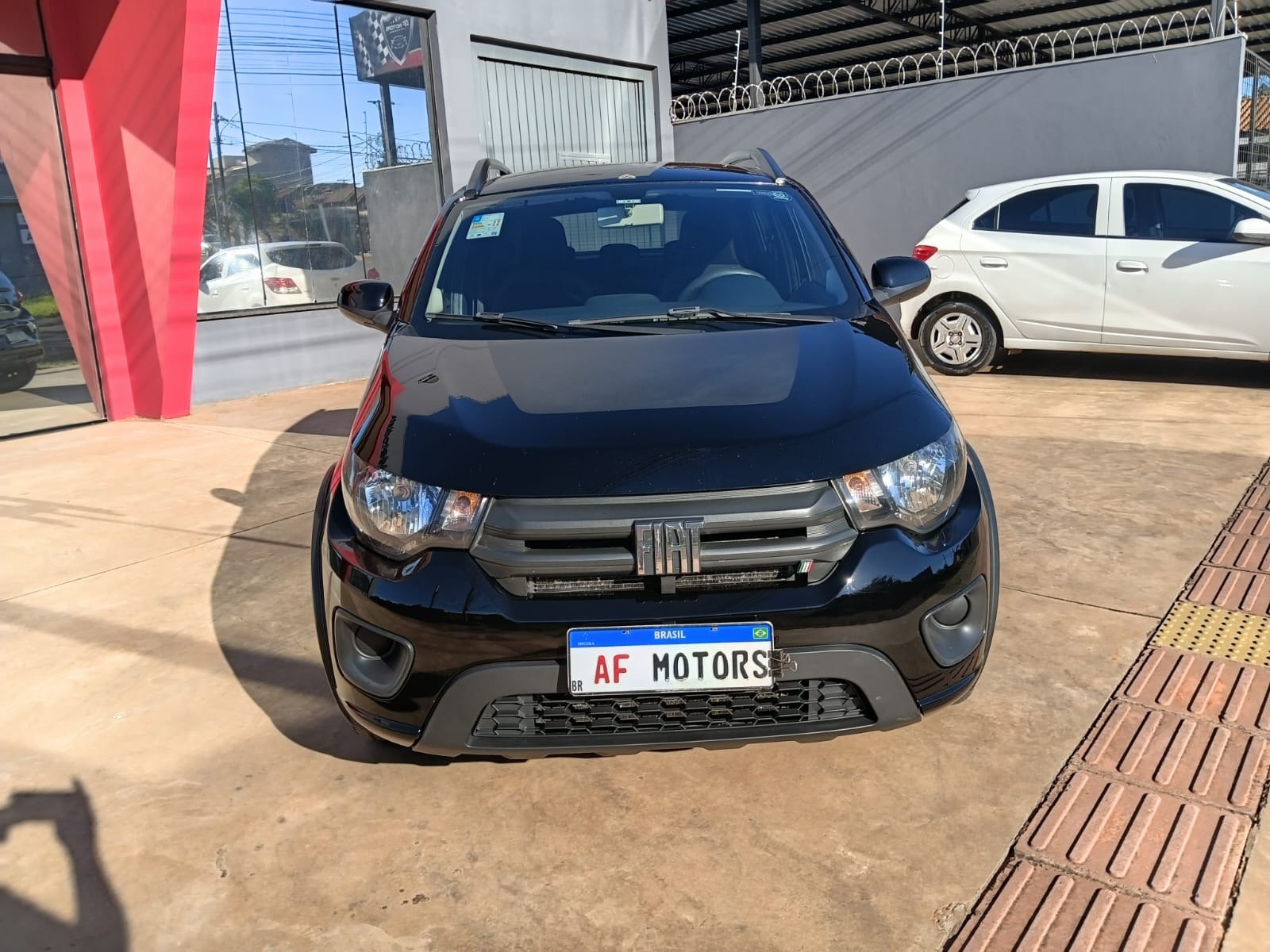 FIAT Mobi Trekking 1.0 2021 - miniatura 3