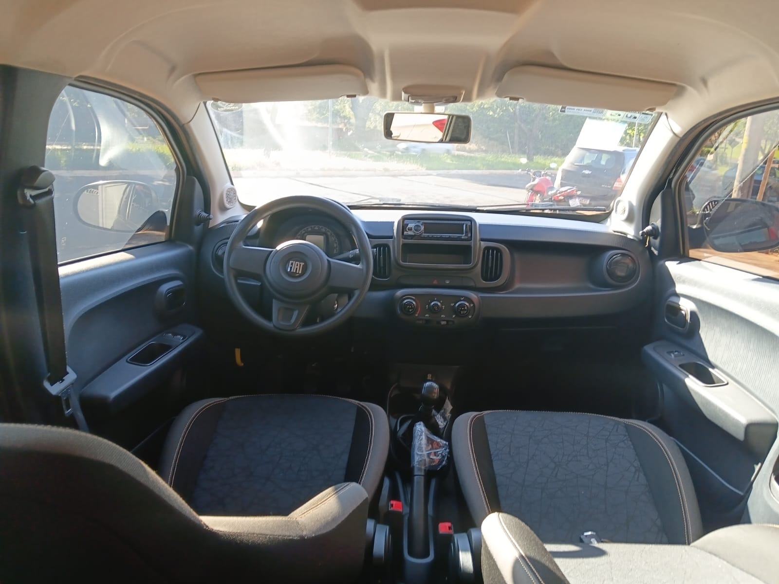 FIAT Mobi Trekking 1.0 2021 - miniatura 8