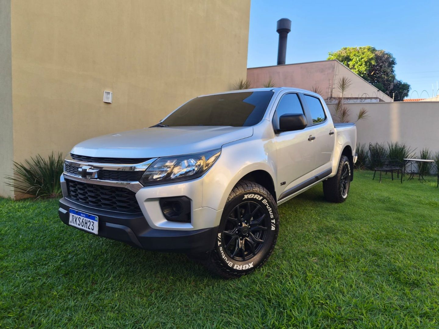 Vista principal de CHEVROLET S10 LS 2.8CTDi 16v 4x4 C.D. 2023