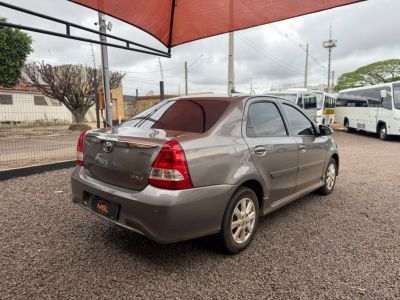 TOYOTA Etios Sedan XLS 1.5 16v 2018 - miniatura 6