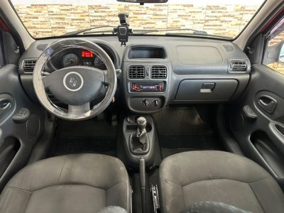 RENAULT Clio Hatch Authentique 1.0 16v 2p. 2015 - miniatura 9