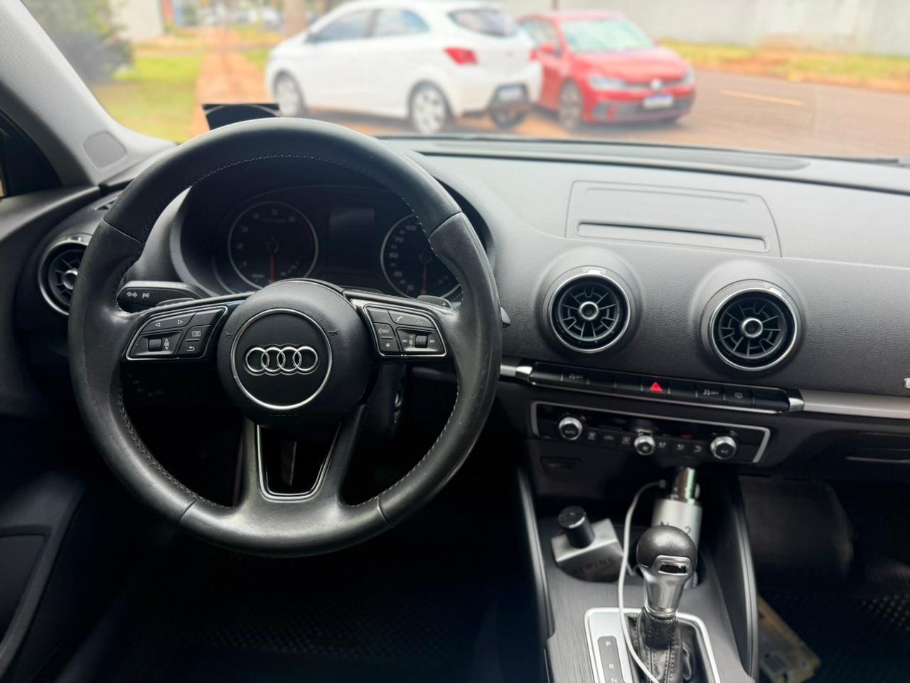 AUDI A3 Sedan Ambiente 1.4 TFSi 16v 2018 - miniatura 5