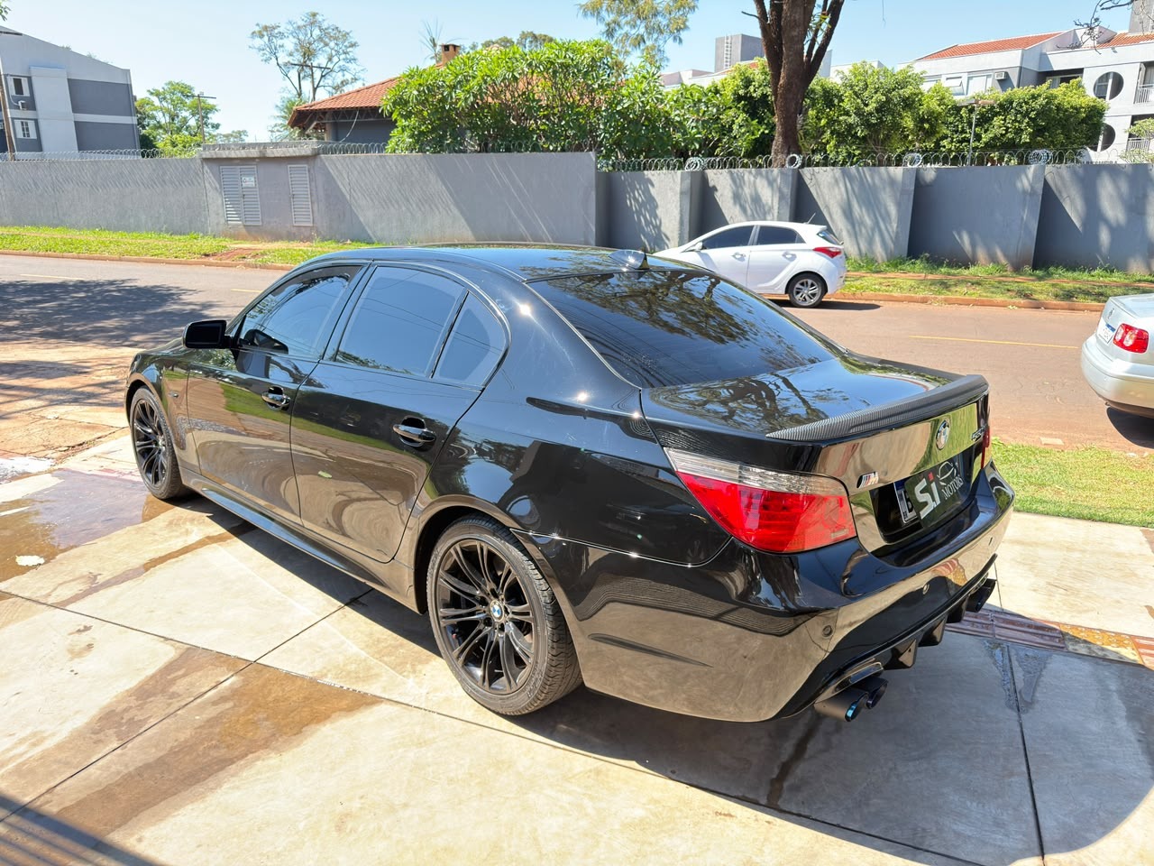 BMW 550i 4.8 V8 32v 2008 - miniatura 9