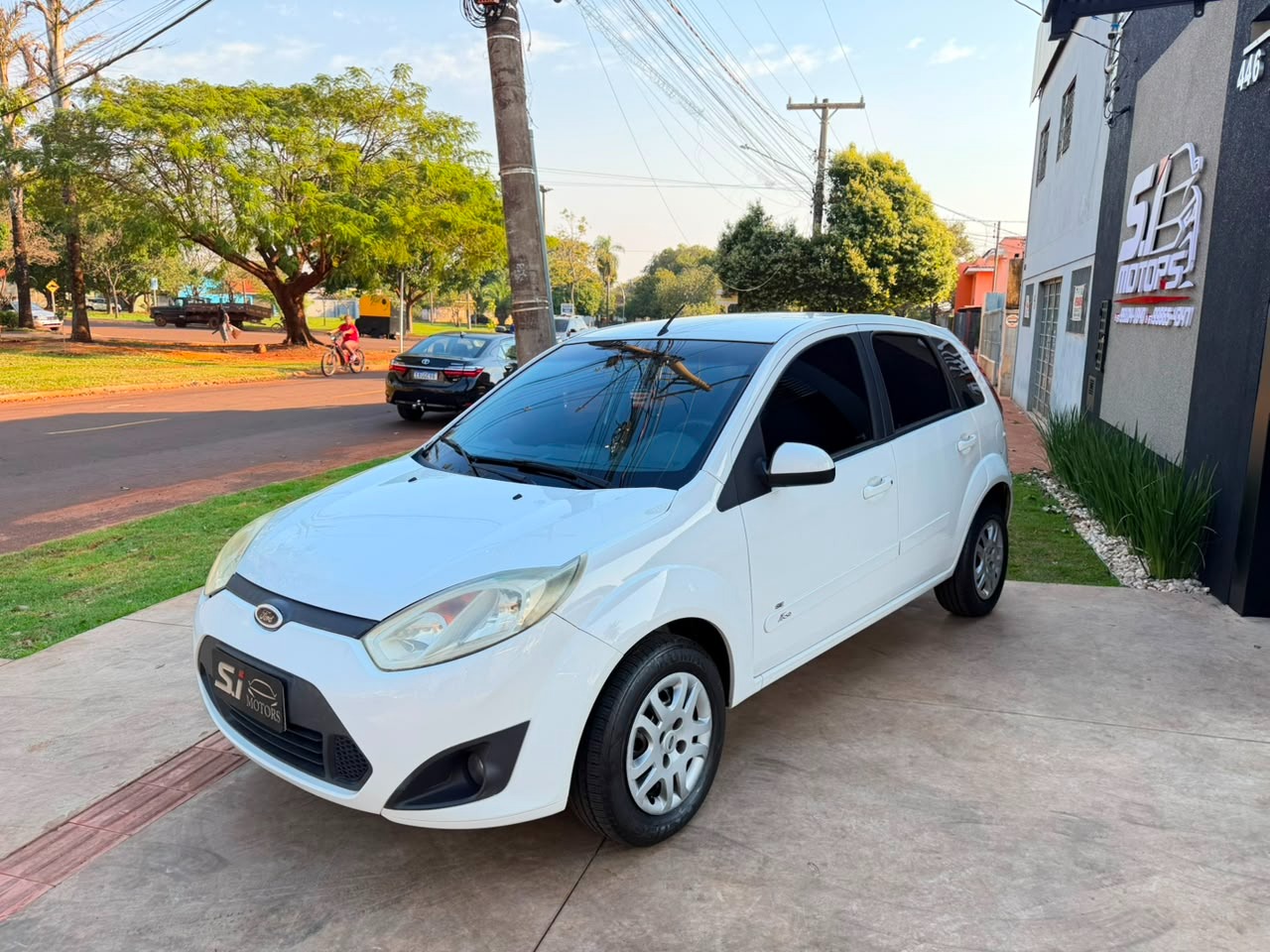 FORD Fiesta Hatch SE 1.6 16v 2014 - miniatura 3