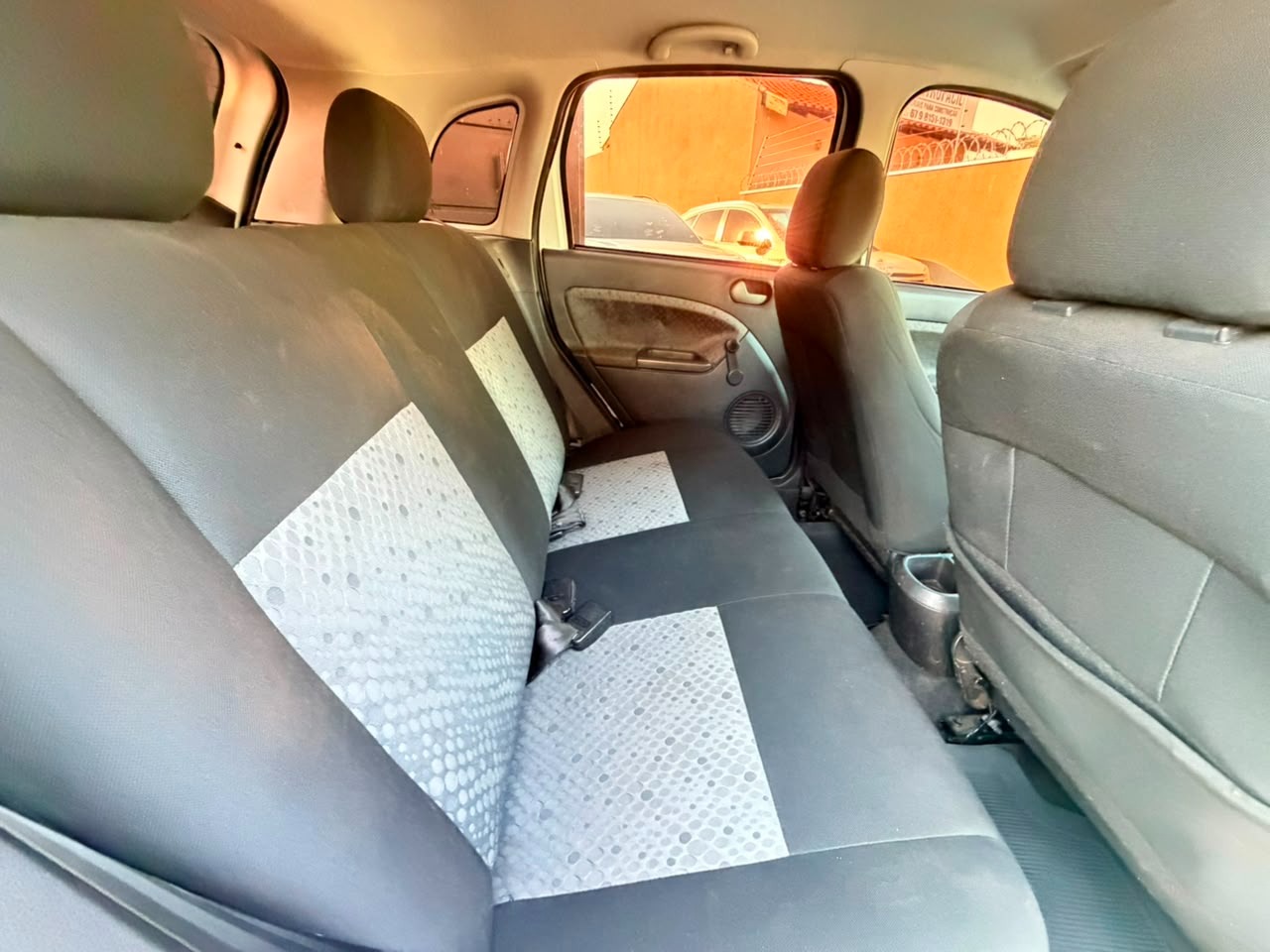 FORD Fiesta Hatch SE 1.6 16v 2014 - miniatura 6