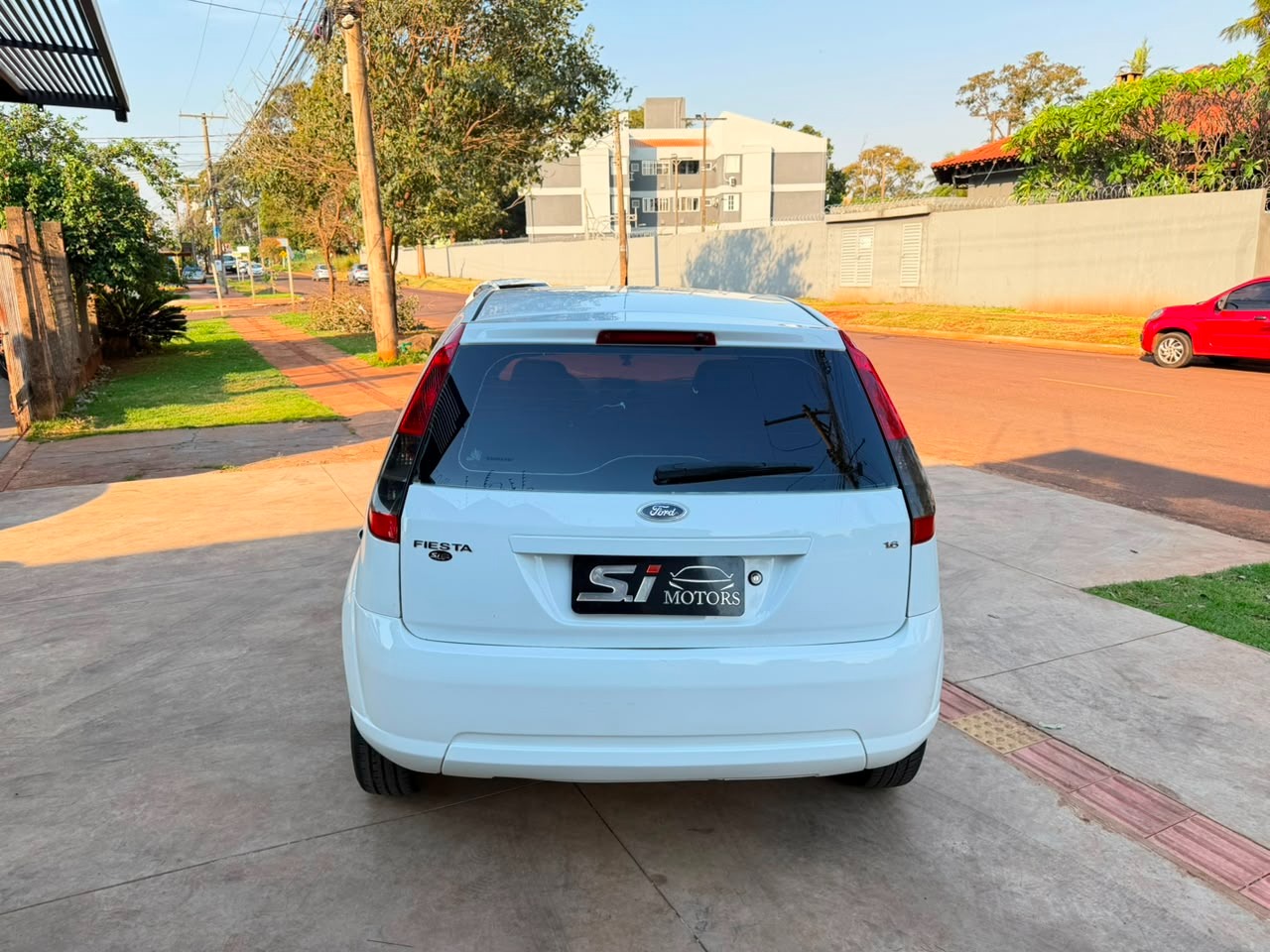 FORD Fiesta Hatch SE 1.6 16v 2014 - miniatura 8