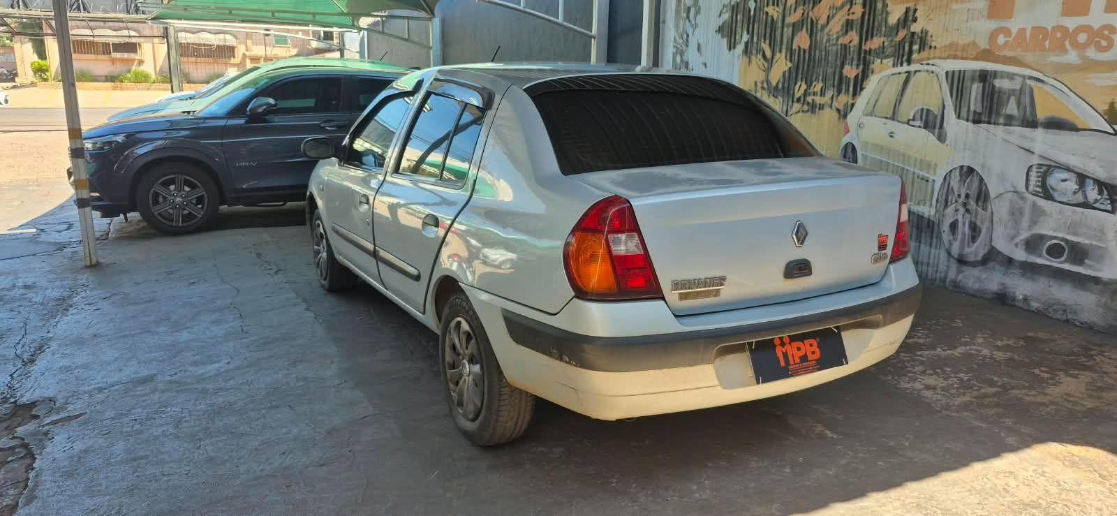 RENAULT Clio Sedan Authentique 1.0 16v 2004 - miniatura 6