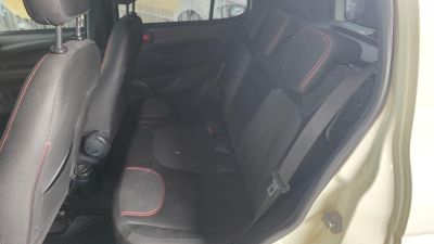 FIAT Uno Sporting 1.4 4p. 2016 - miniatura 11