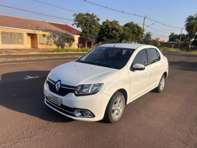 RENAULT Logan Dynamique 1.6 2015