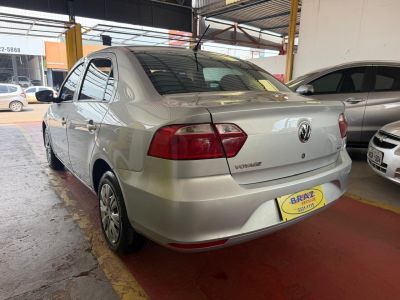 VOLKSWAGEN Voyage Trendline 1.6 2018 - miniatura 4