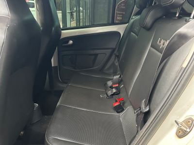 VOLKSWAGEN Up White 1.0 12v 4p. 2015 - miniatura 9