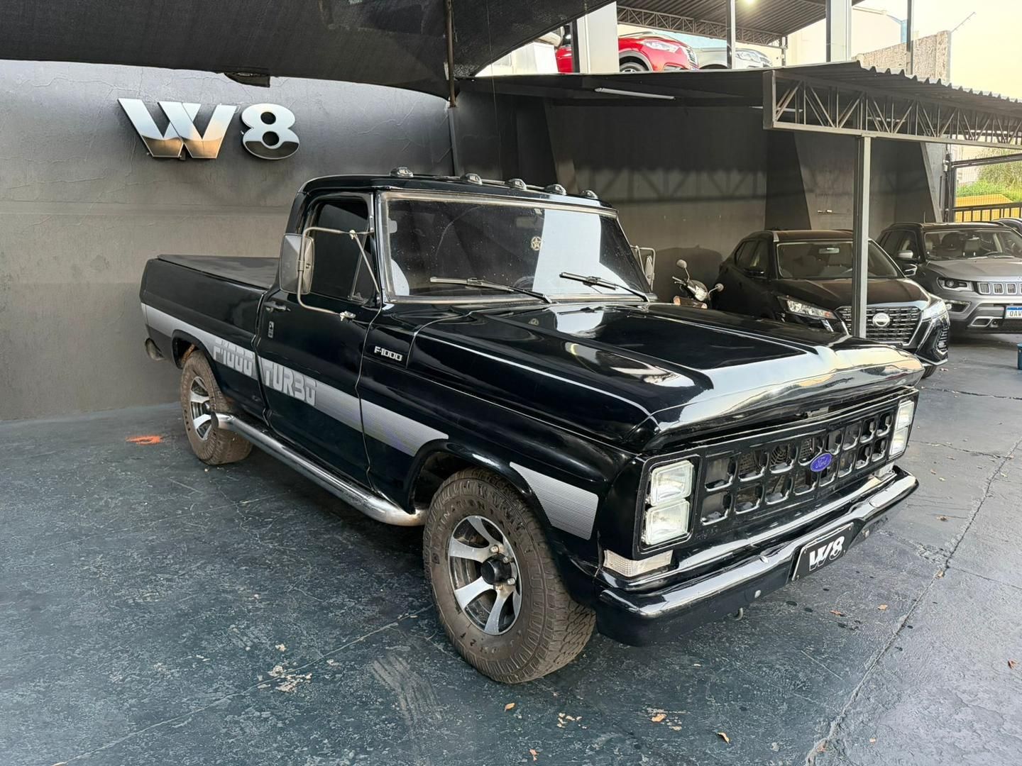 Vista principal de FORD F1000 S.S. 3.9D 1989