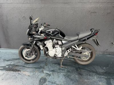 SUZUKI Bandit 650S 2010 - miniatura 3