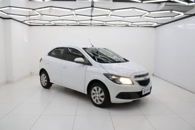 CHEVROLET Onix LT 1.4 2016 - miniatura 3