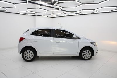 CHEVROLET Onix LT 1.4 2016 - miniatura 8