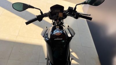 YAMAHA YBR 125 ED Factor 2023 - miniatura 5
