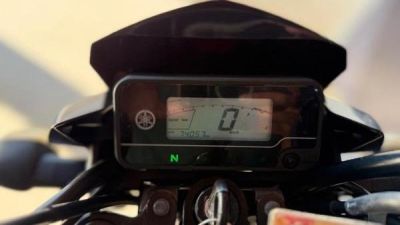 YAMAHA YBR 125 ED Factor 2023 - miniatura 6