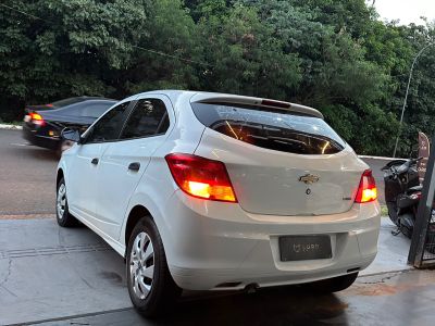 CHEVROLET Onix LS 1.0 2016 - miniatura 4