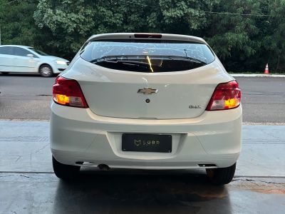 CHEVROLET Onix LS 1.0 2016 - miniatura 5