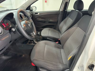 VOLKSWAGEN Gol 1.0 4p. 2013 - miniatura 7