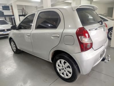 TOYOTA Etios X 1.3 16v 2015 - miniatura 8