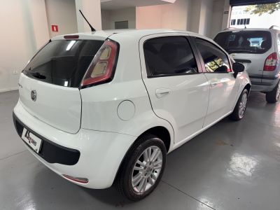 FIAT Punto Attractive 1.4 2013 - miniatura 4