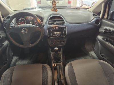 FIAT Punto Attractive 1.4 2013 - miniatura 7
