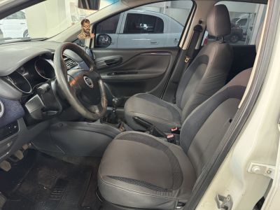 FIAT Punto Attractive 1.4 2013 - miniatura 8