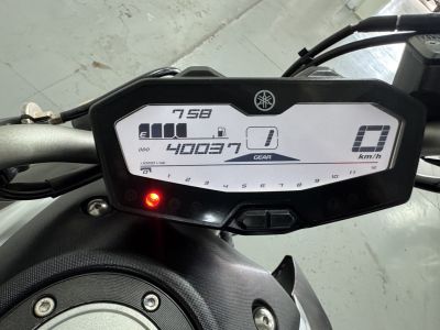 YAMAHA MT -07 689 2016 - miniatura 3