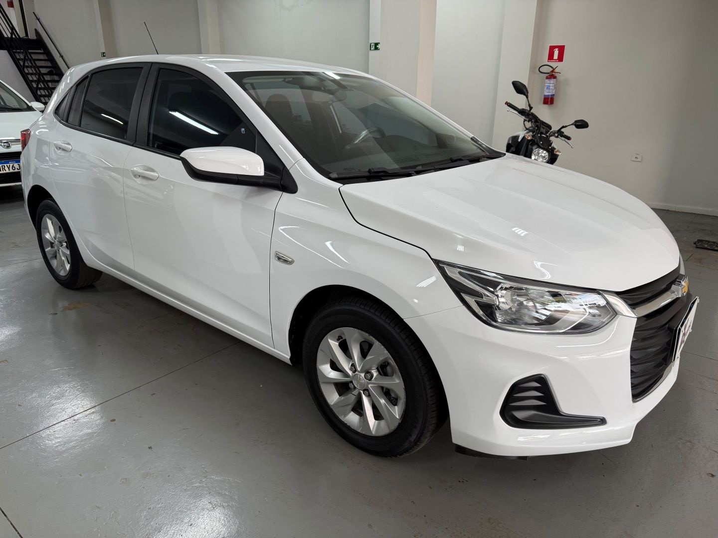 Vista principal de CHEVROLET Onix LT 1.0 2023