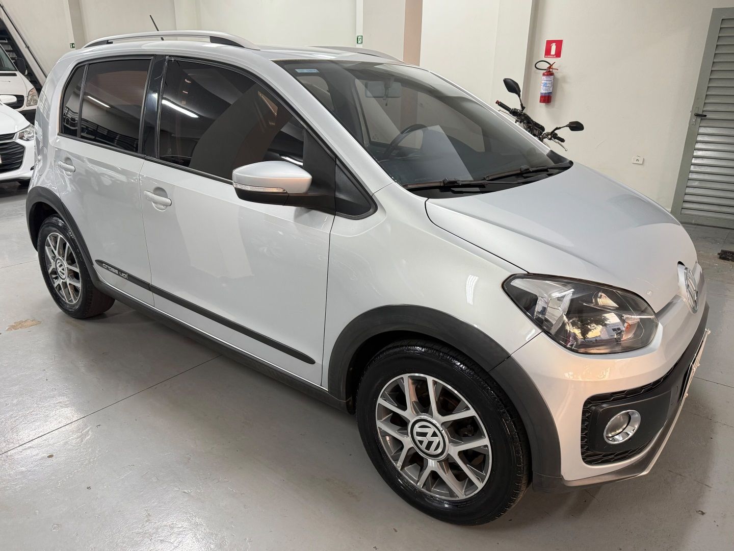 Vista principal de VOLKSWAGEN Up Cross 1.0 12v 4p. 2016