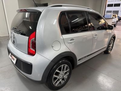 VOLKSWAGEN Up Cross 1.0 12v 4p. 2016 - miniatura 4