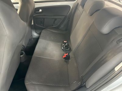 VOLKSWAGEN Up Cross 1.0 12v 4p. 2016 - miniatura 9