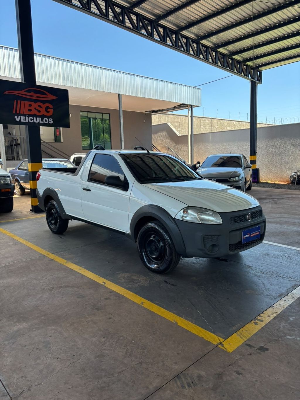 Vista principal de FIAT Strada Hard Working 1.4 C.S. 2018