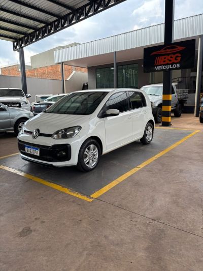 VOLKSWAGEN Up Move 1.0 12v TSi 4p. 2019 - miniatura 3