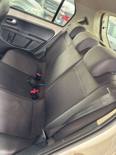 VOLKSWAGEN Up Move 1.0 12v TSi 4p. 2019 - miniatura 4