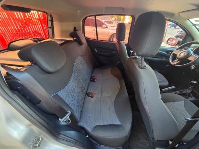 FIAT Uno Drive 1.0 4p. 2018 - miniatura 9