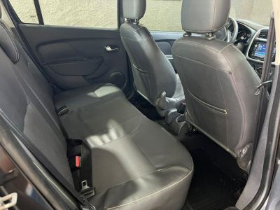 RENAULT Logan Exclusive 1.6 2015 - miniatura 9