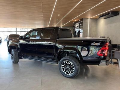 TOYOTA Hilux SRX D4-D 2.8TDi 16v 4X4 C.D. 2024 - miniatura 3