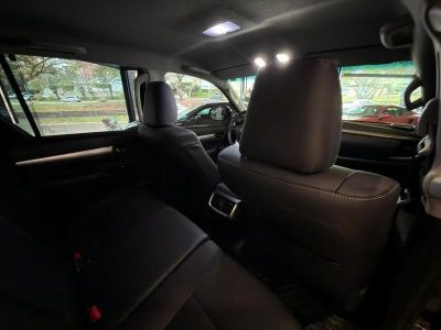 TOYOTA Hilux SRX D4-D 2.8TDi 16v 4X4 C.D. 2024 - miniatura 9