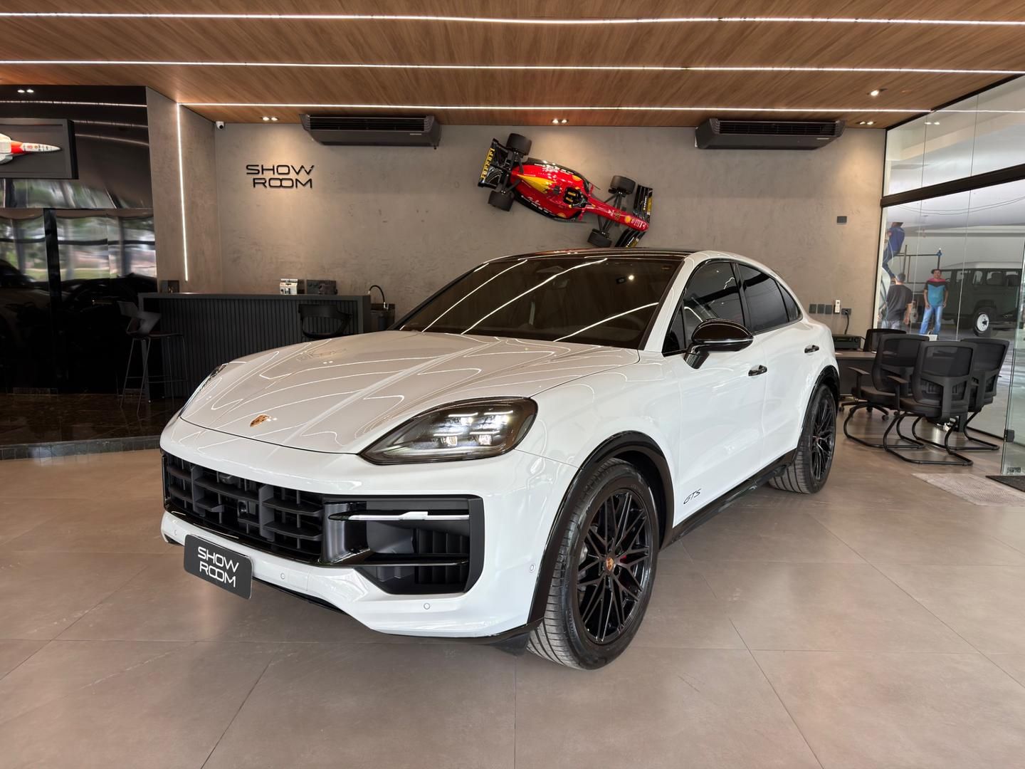 Vista principal de PORSCHE Cayenne Coupe GTS 4.0T V8 32v 2026