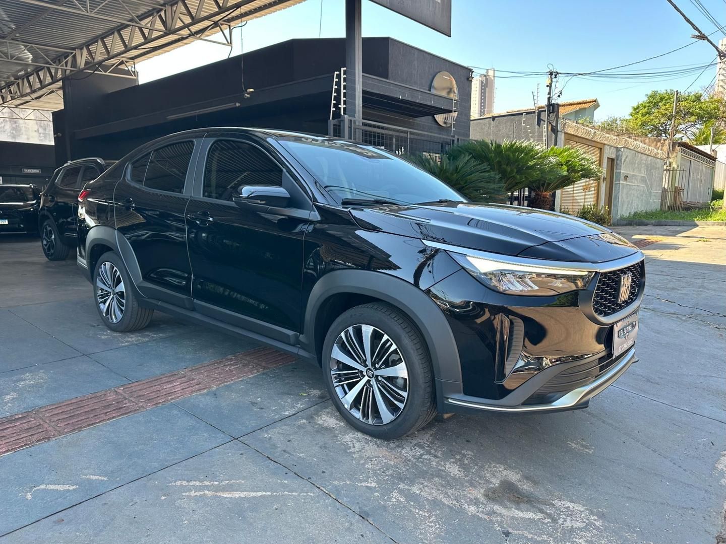 Vista principal de FIAT Fastback AUDACE HYBRID T200 2025