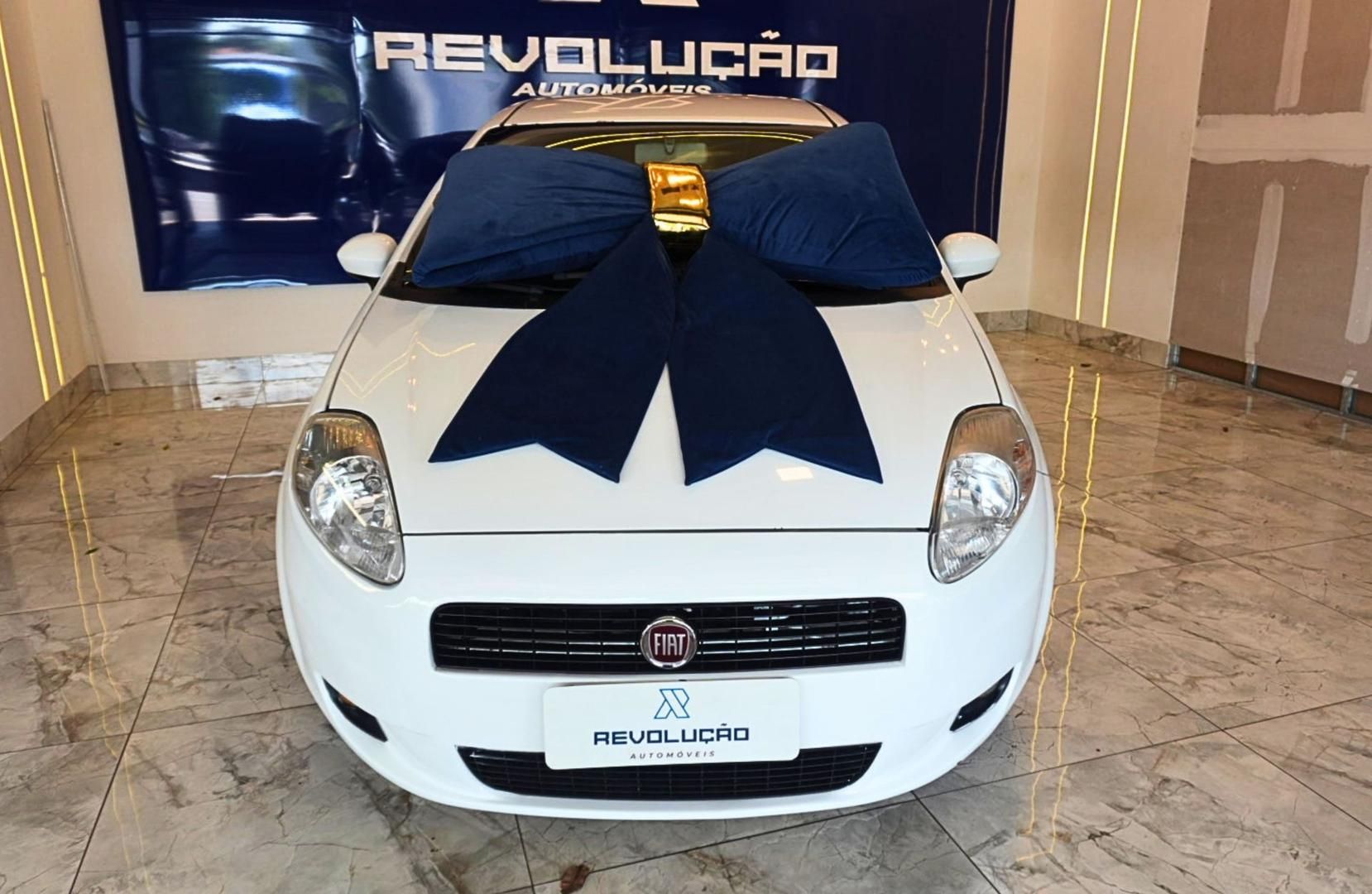 Vista principal de FIAT Punto Attractive 1.4 2012