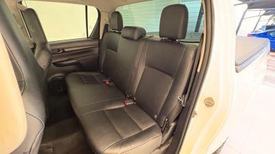 TOYOTA Hilux D4-D 2.8TDi 16v 4X4 C.D. 2024 - miniatura 7