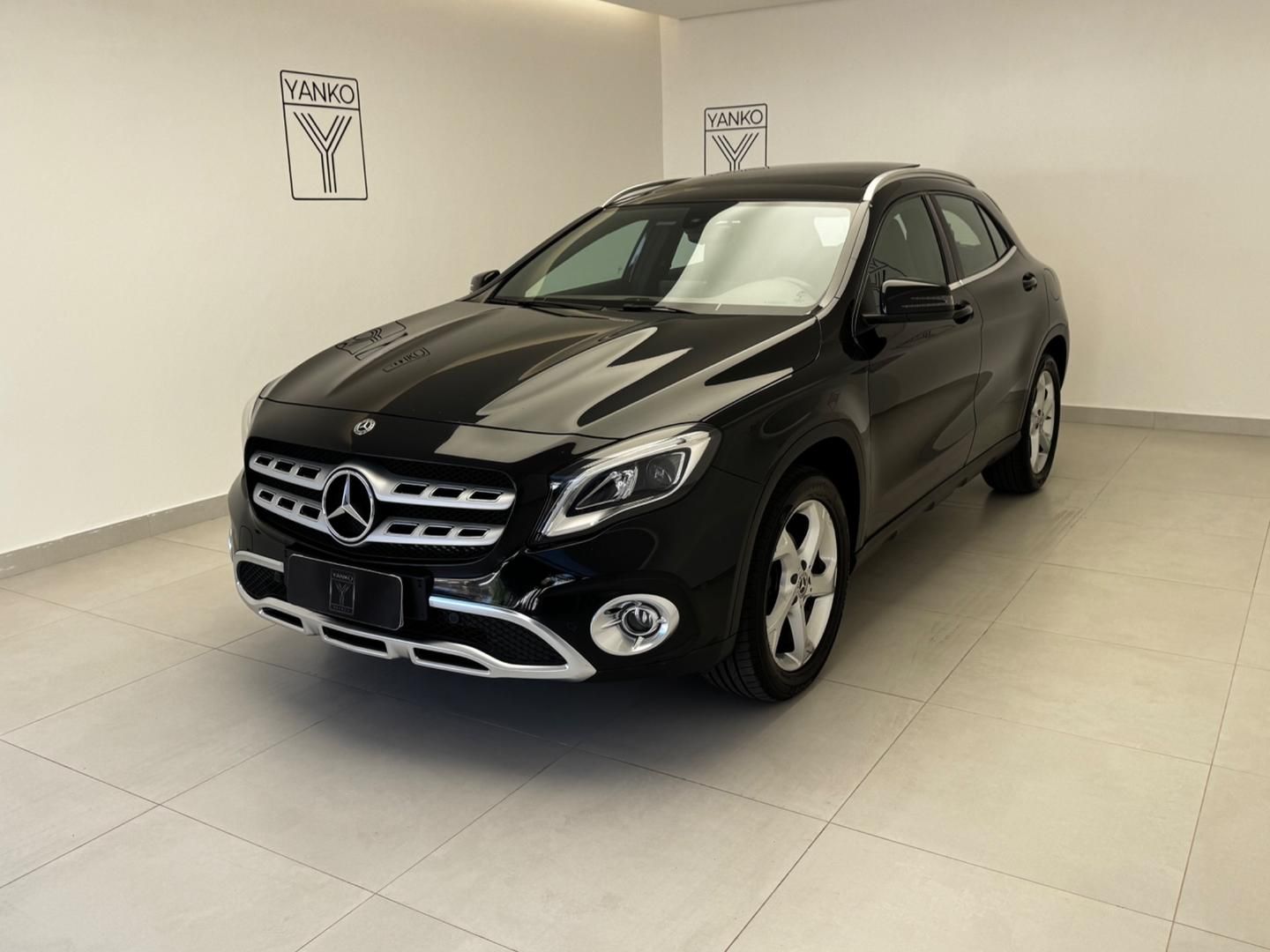 Vista principal de MERCEDES-BENZ GLA 200 Enduro 1.6T 16v 2018